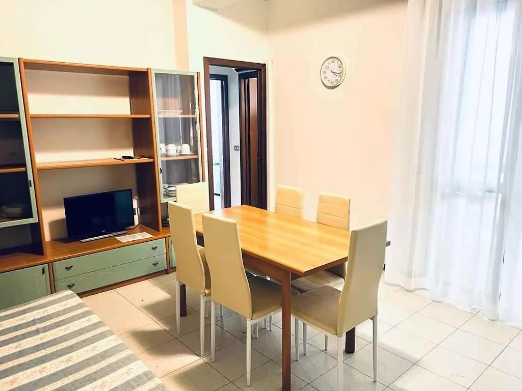 Apartments In Lido Di Jesolo 25361