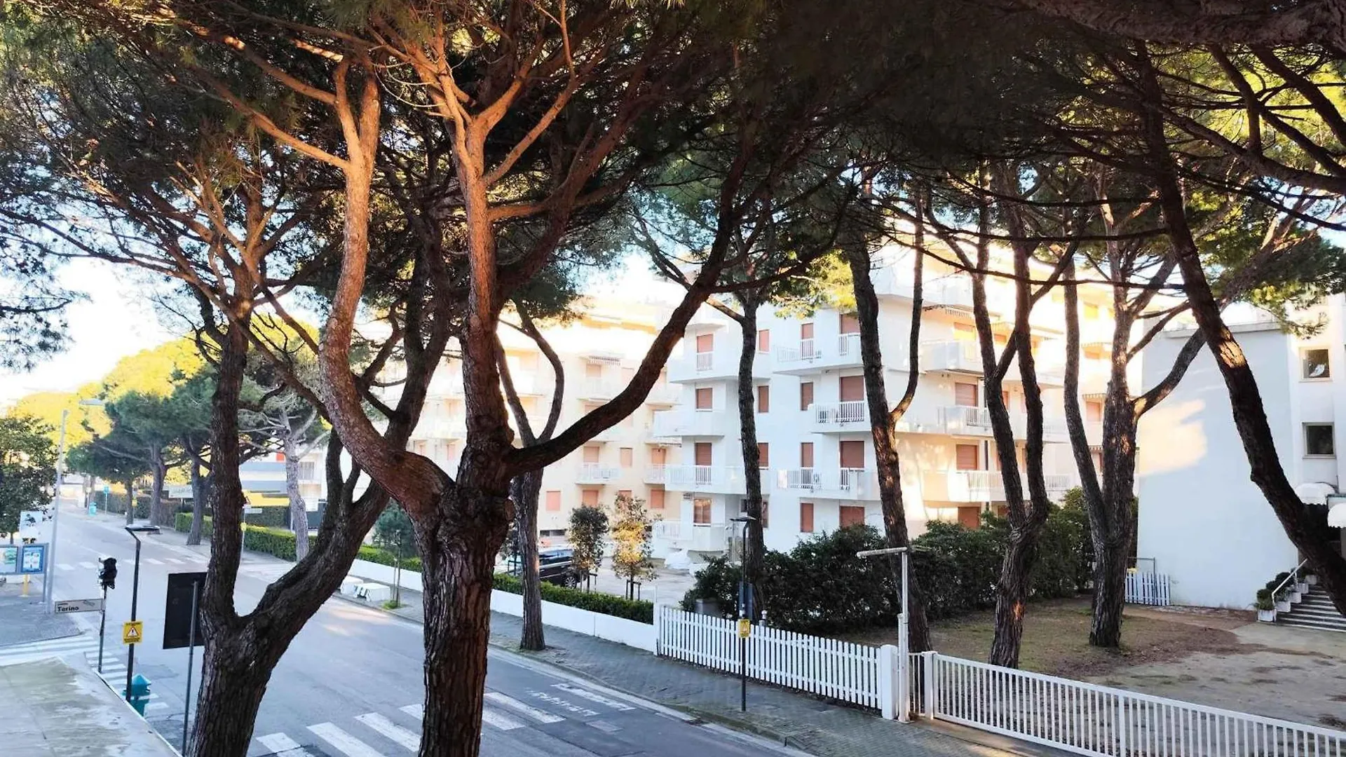 Apartments In Lido Di Jesolo 25361
